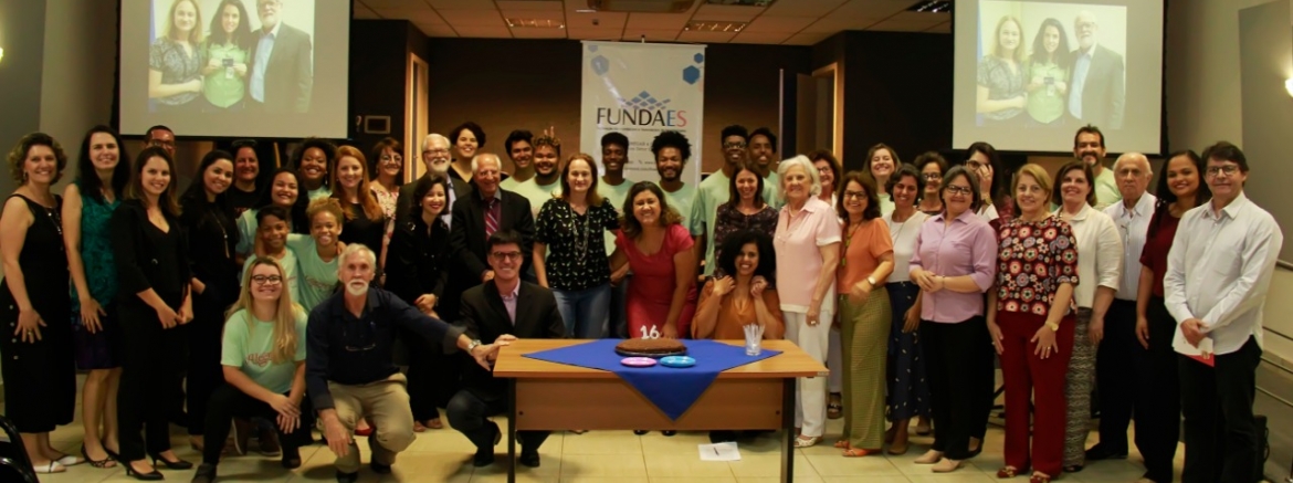 Aniversário de 16 anos Fundaes